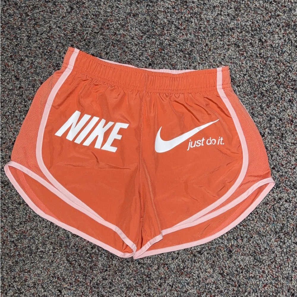 Nike Women’s Tempo Running Shorts